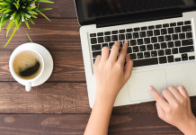 Apple MacBook – sprzęt nie tylko do pracy Apple MacBook - sprzęt nie tylko do pracy