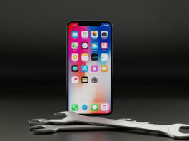 Wymiana baterii w iPhone X Wymiana baterii w iPhone X