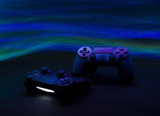 Co jest tańsze Xbox One czy PS4?