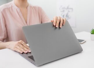 Poradnik: Jak przygotować MacBooka do naprawy? Jak przygotować MacBooka do naprawy