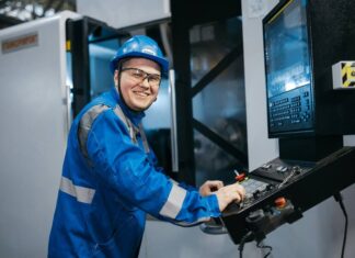 DXF – Przyszłość Projektowania w Erze CNC DXF – Przyszłość Projektowania w Erze CNC